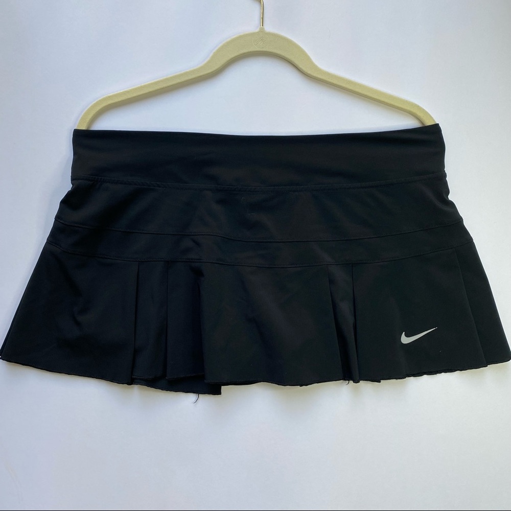 NIKE Dri-Fit Lined Short Skirt - Women’s L - Picture 1 of 4